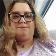 Ragazza diplomata al liceo musicale cerca studenti di scuola media, sia teoria e sia strumento musicale (flauto traverso)